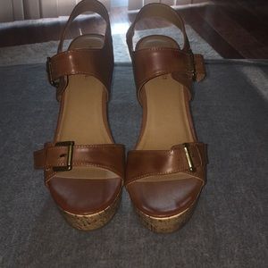 wedge sandals size 9